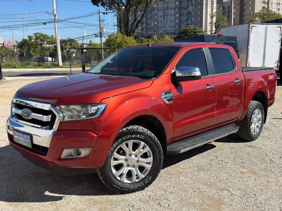 FORD RANGER 3.2 XLT 4X4 CD 20V DIESEL 4P AUTOMÁTICO FORD RANGER 3.2 XLT 4X4 CD 20V DIESEL 4P AUTOMÁTICO